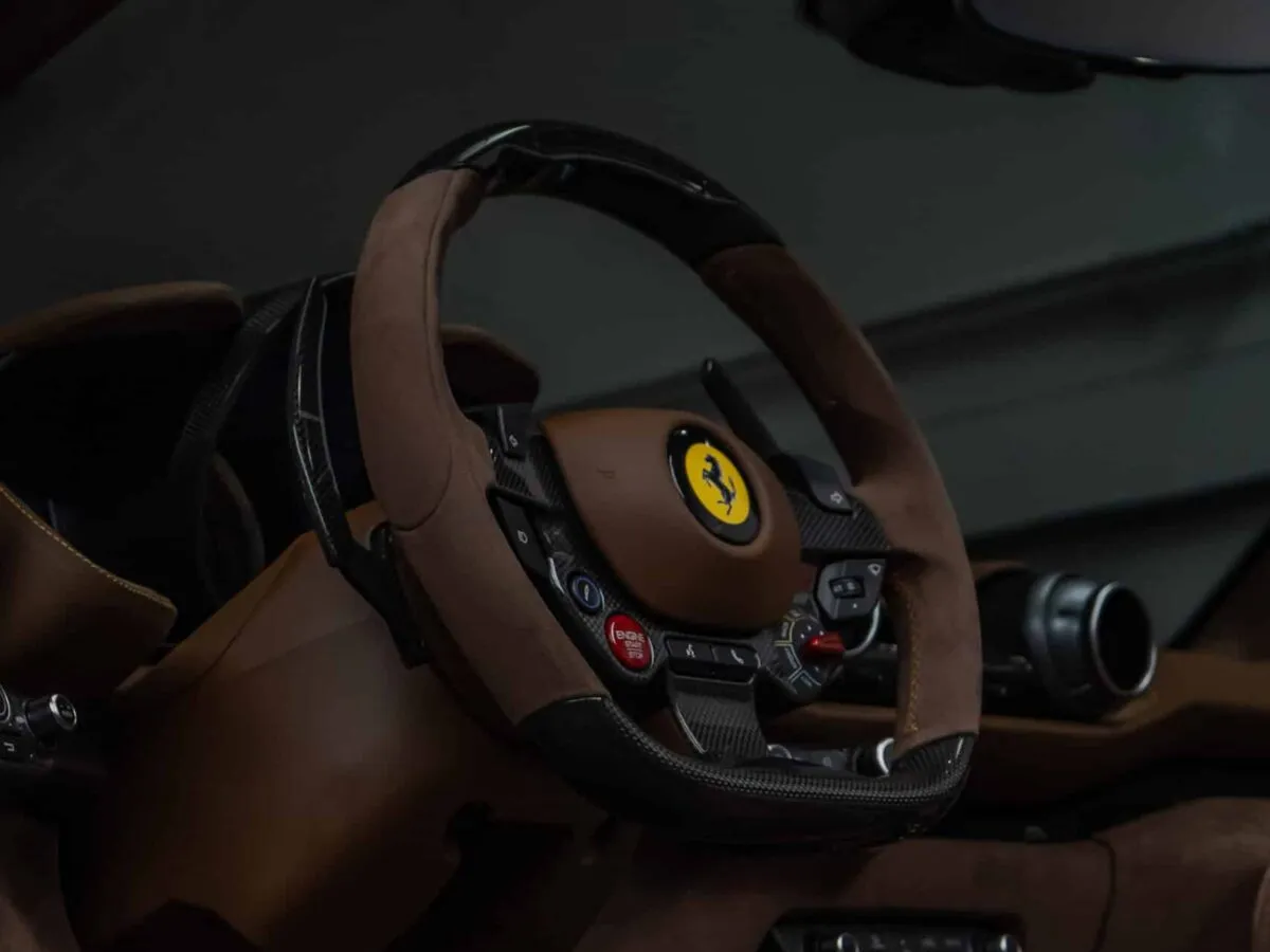 Ferrari 812 GTS