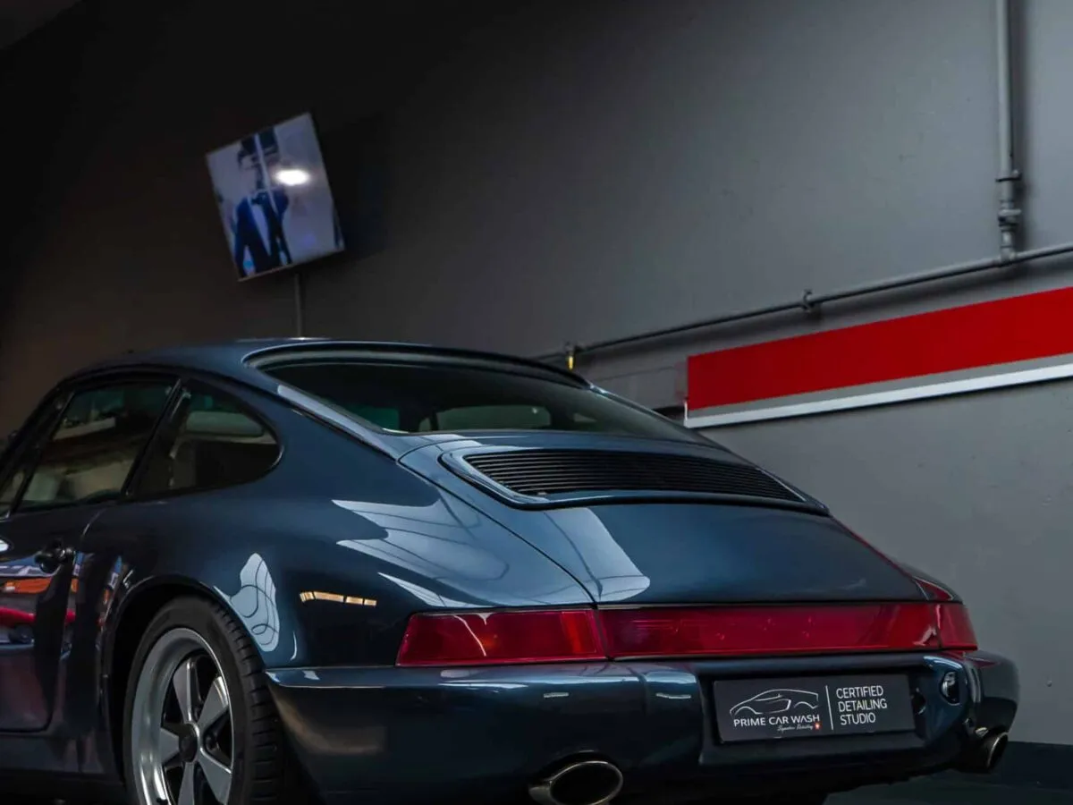 Porsche 964
