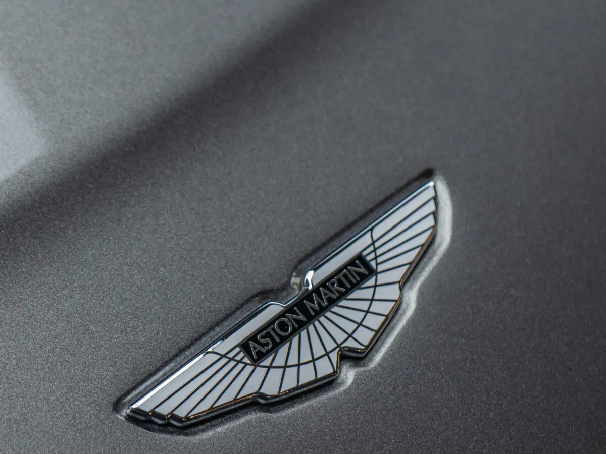AM V12 Vantage