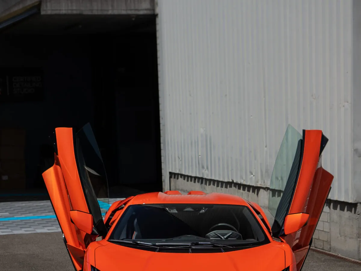 Lamborghini Revuelto