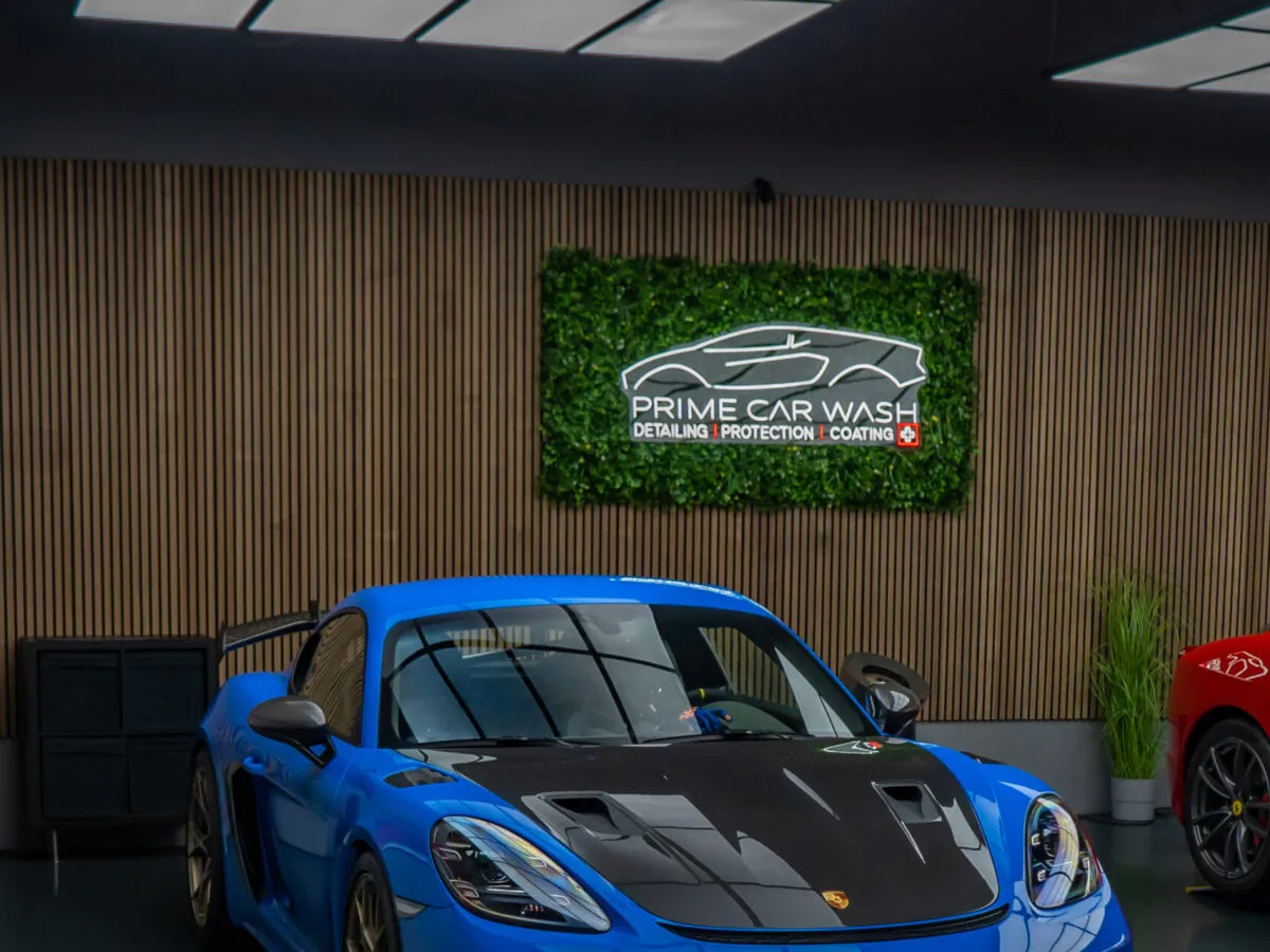 GT4 RS Weissach