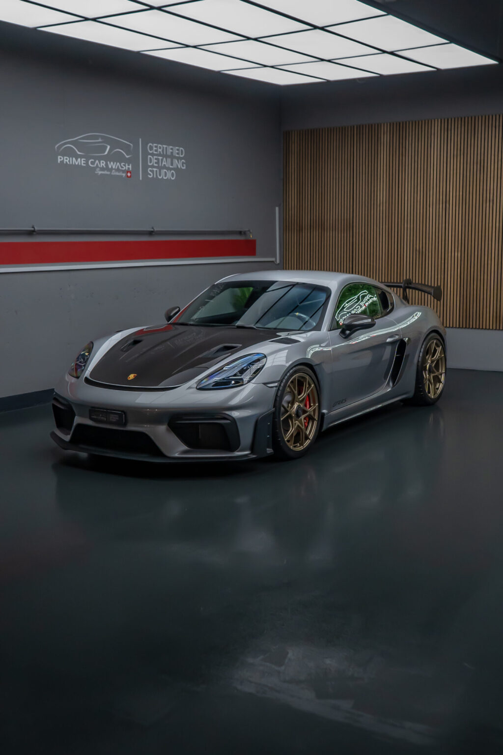 GT4 RS Weissach