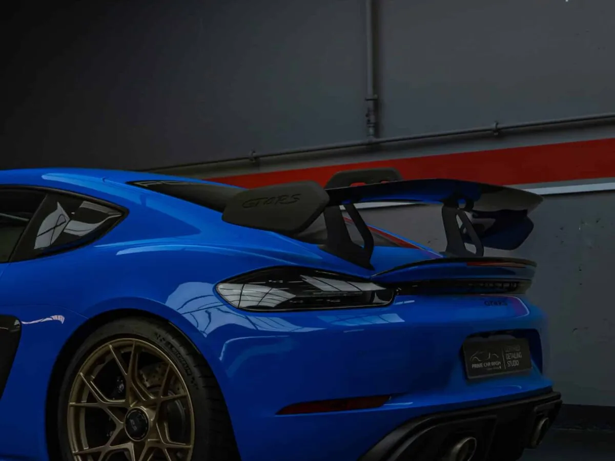 GT4 RS Weissach