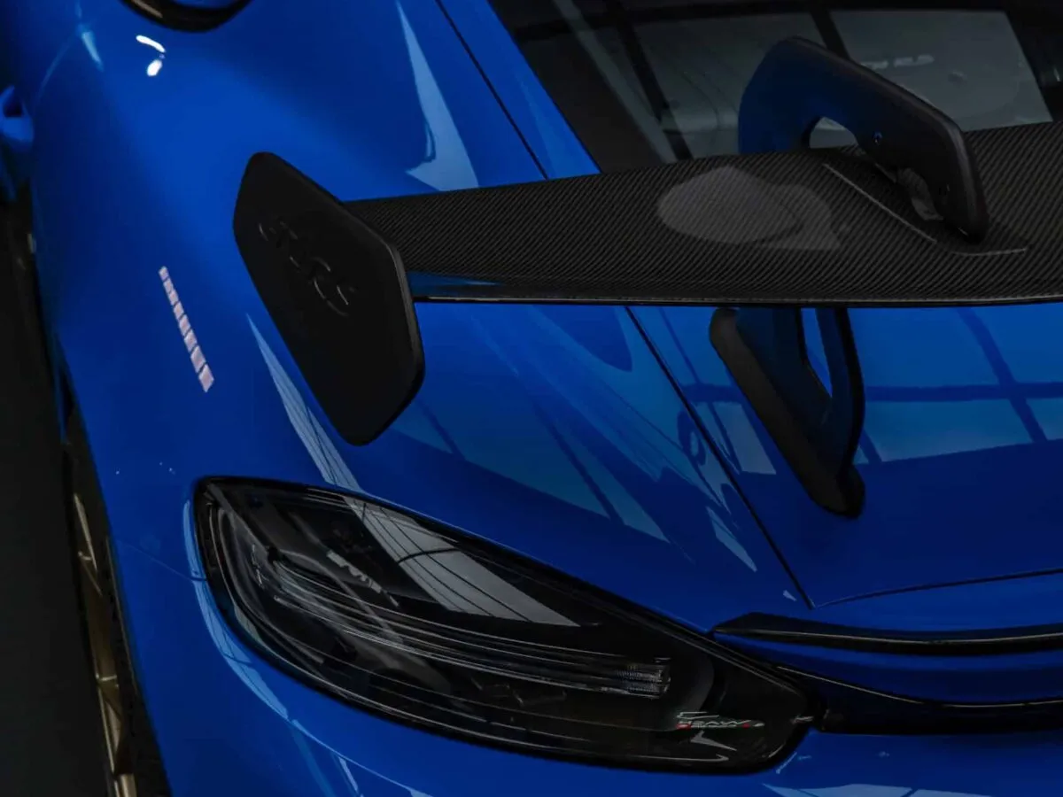GT4 RS Weissach